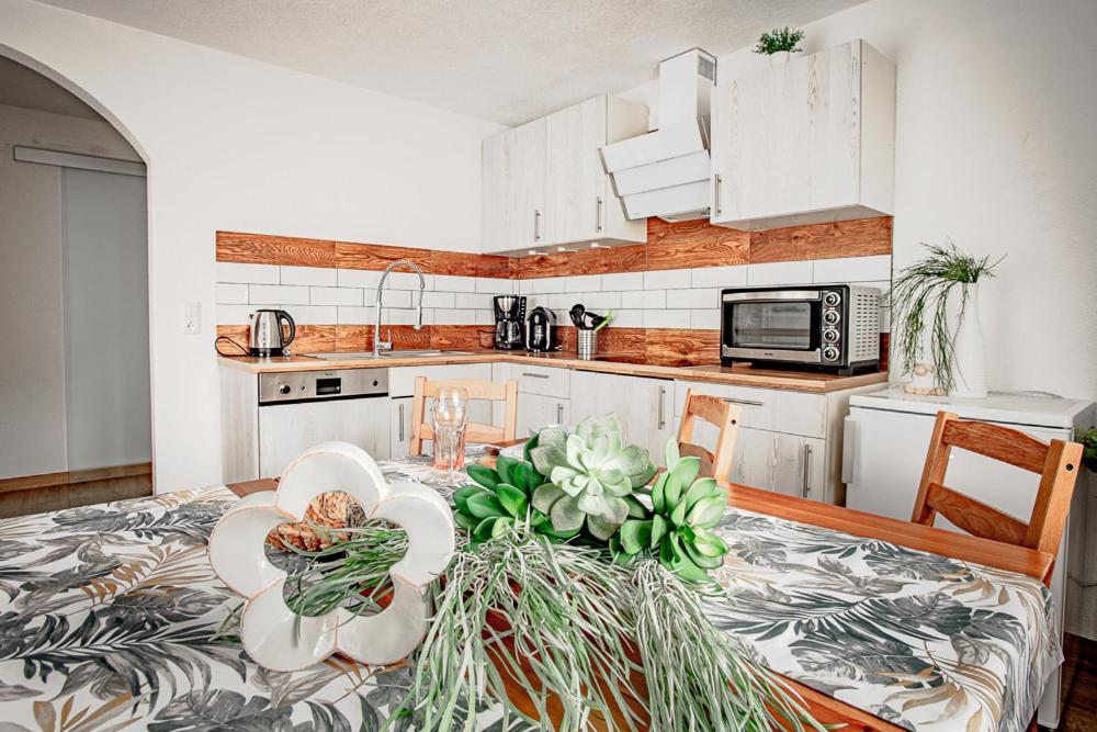Apartments Leszek Elis 141 Зее Екстериор снимка